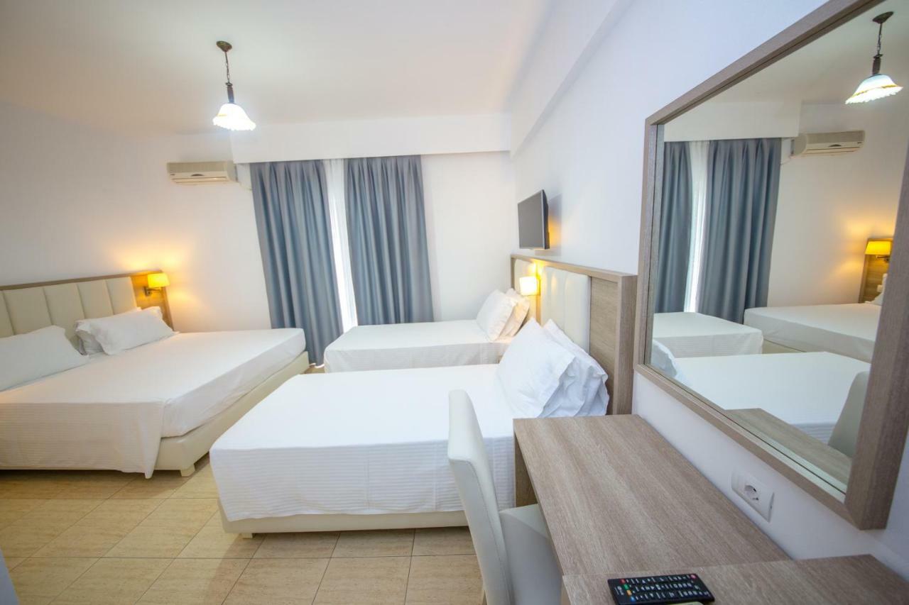 Hotel Alina Sarandë Exterior foto